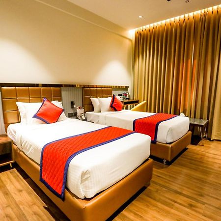 Spree Manor Hotel Aurangābād Extérieur photo